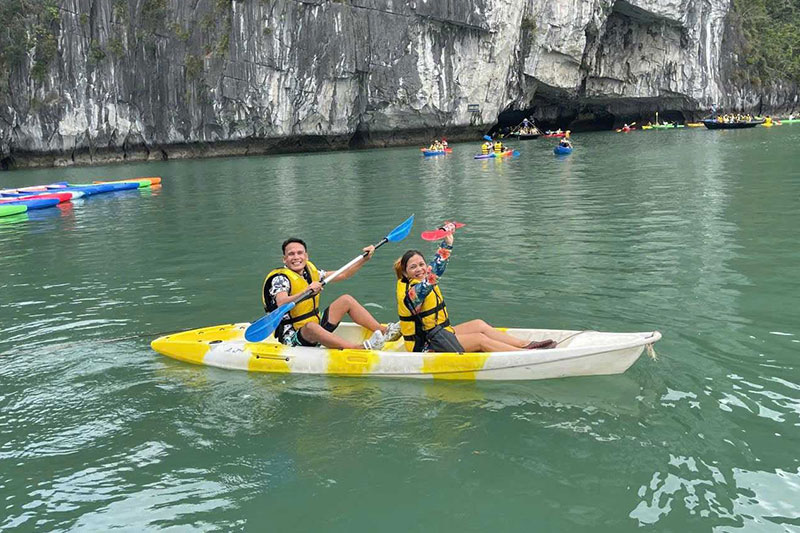 Halong Bay and Lan Ha Bay for First-Time Visitors to Vietnam